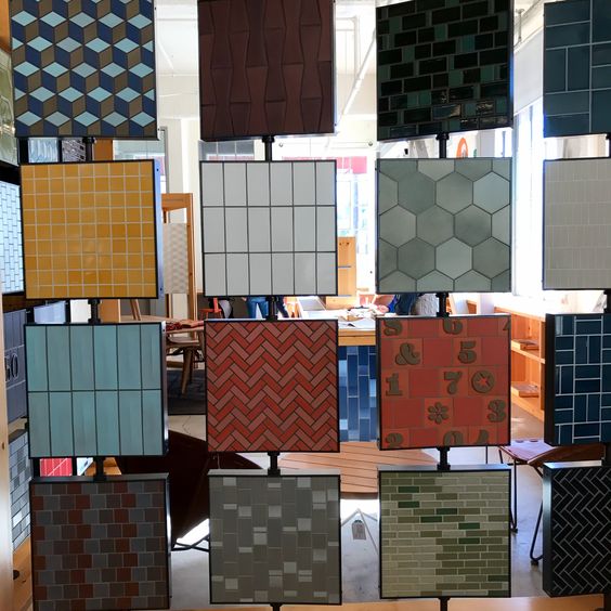 Mosaic-Tile-Sample-Rotate-Dispaly-Stand-In-Wall-ST-74-2